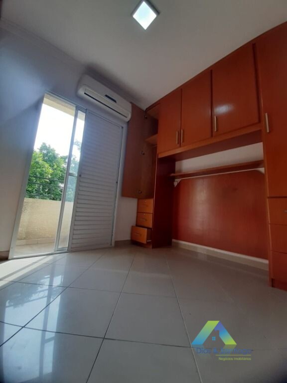 Apartamento à venda com 2 quartos, 62m² - Foto 11