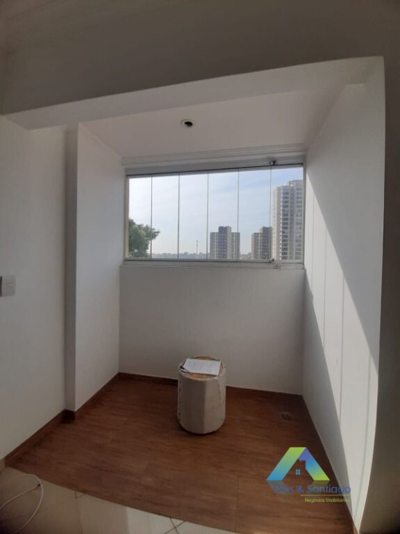 Apartamento à venda com 2 quartos, 62m² - Foto 14