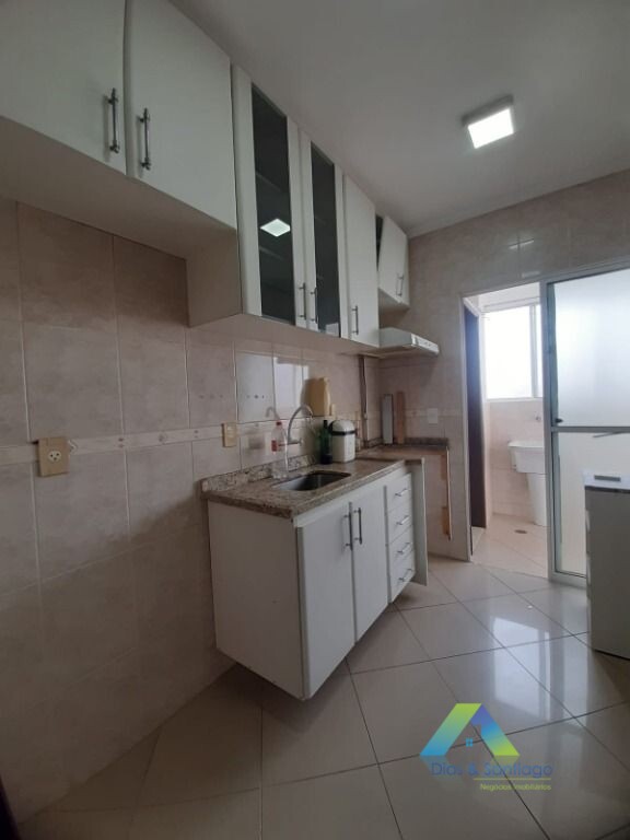 Apartamento à venda com 2 quartos, 62m² - Foto 20