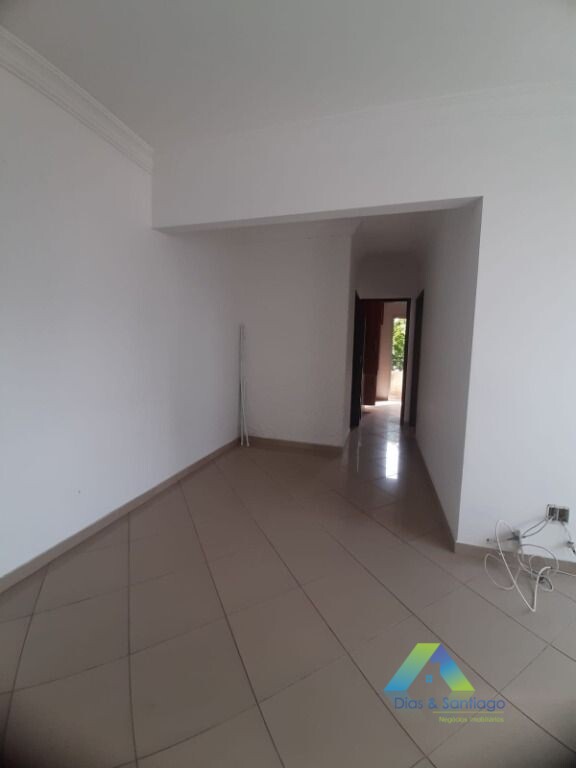 Apartamento à venda com 2 quartos, 62m² - Foto 13