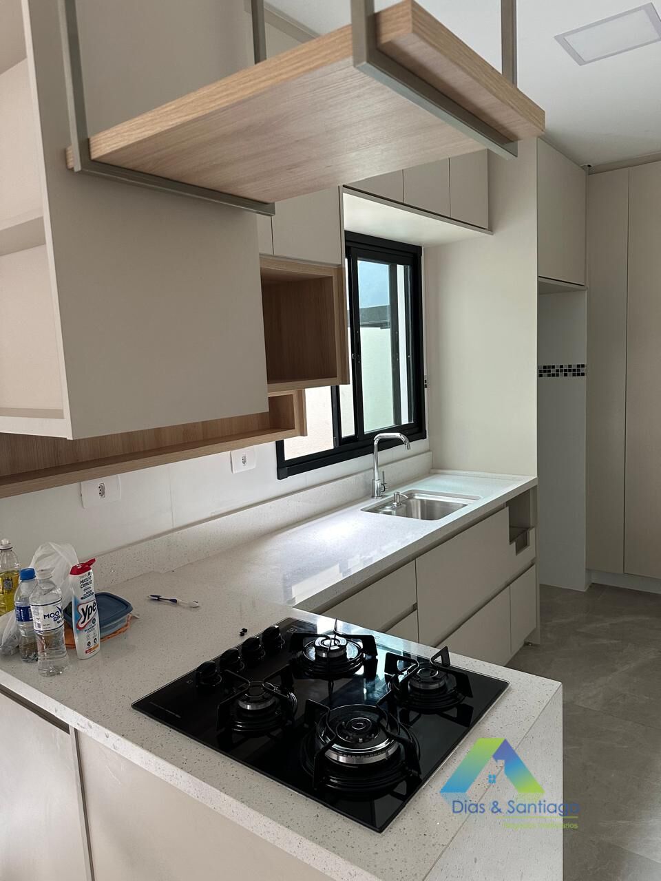 Apartamento à venda com 2 quartos, 58m² - Foto 2