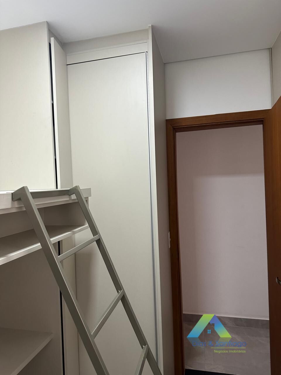 Apartamento à venda com 2 quartos, 58m² - Foto 13