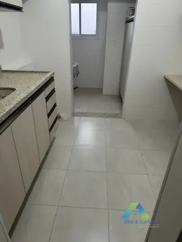 Apartamento à venda com 3 quartos, 77m² - Foto 4