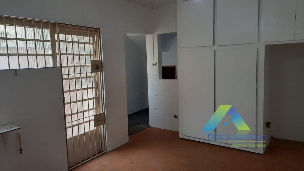 Sobrado à venda com 2 quartos, 154m² - Foto 3