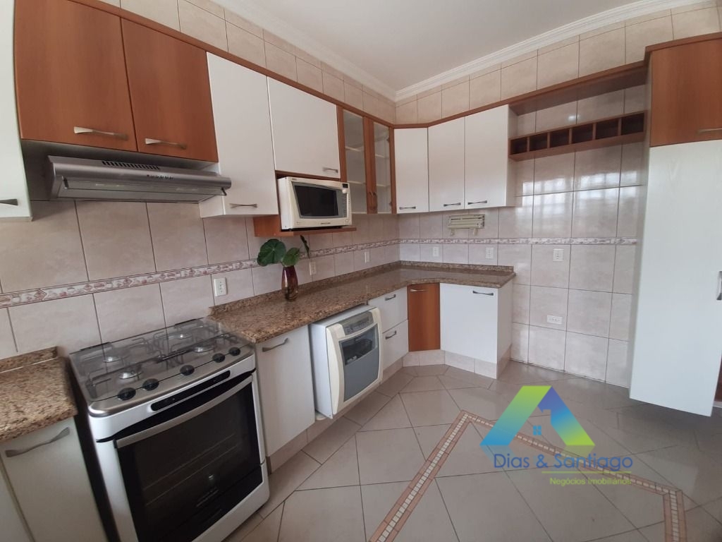 Sobrado para alugar com 3 quartos, 250m² - Foto 11