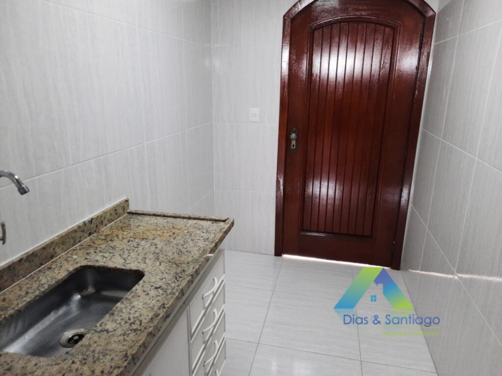 Sobrado à venda com 5 quartos, 120m² - Foto 3