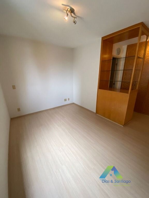 Apartamento à venda com 3 quartos, 103m² - Foto 7