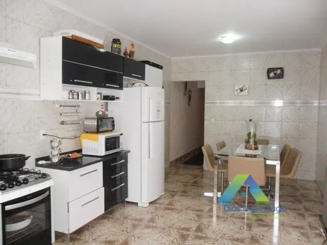 Sobrado à venda com 3 quartos, 152m² - Foto 9