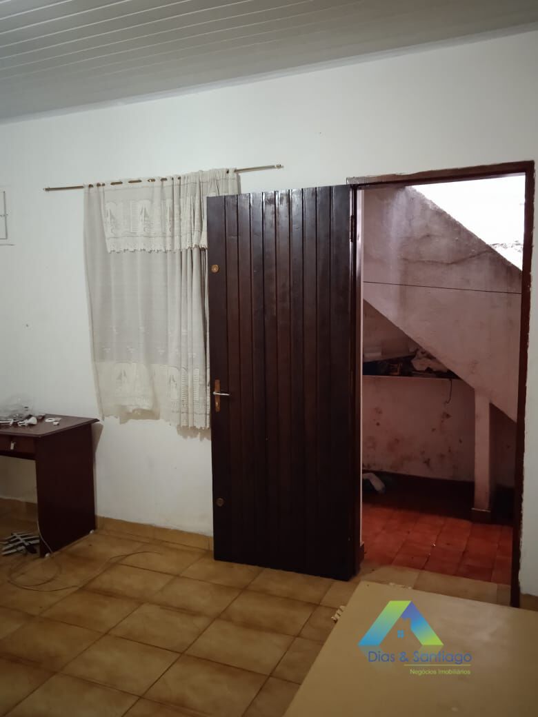 Casa, 2 quartos, 140 m² - Foto 1