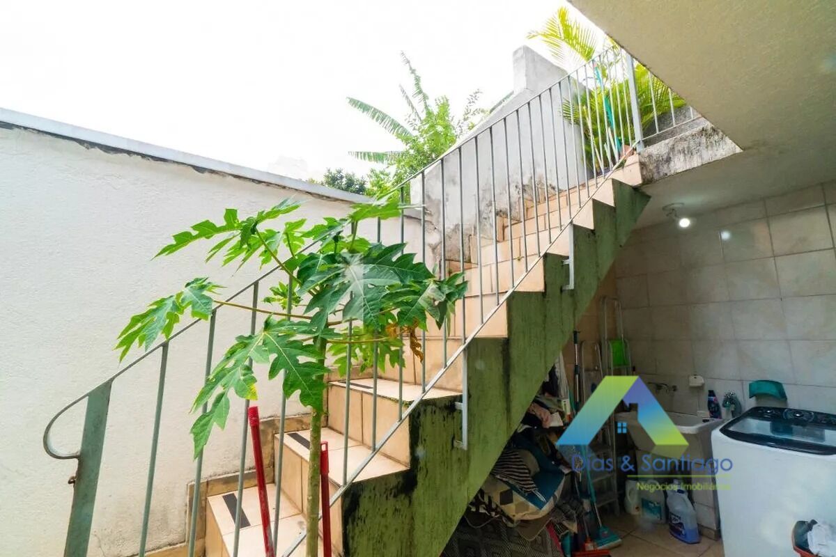 Casa à venda com 3 quartos, 210m² - Foto 36