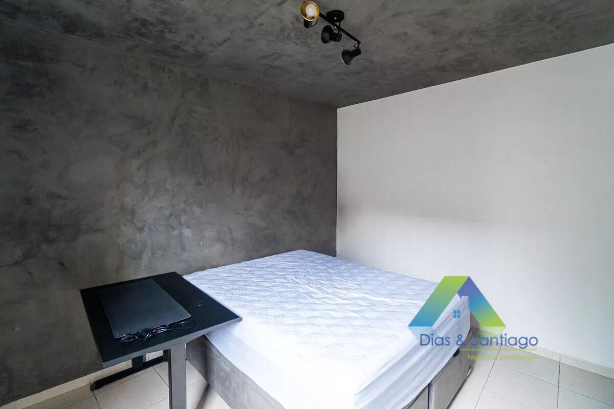 Casa à venda com 3 quartos, 210m² - Foto 25