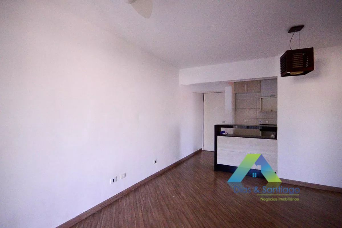 Apartamento à venda com 3 quartos, 74m² - Foto 4