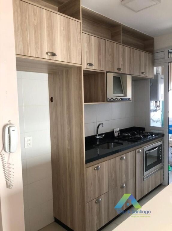 Apartamento à venda com 3 quartos, 66m² - Foto 2