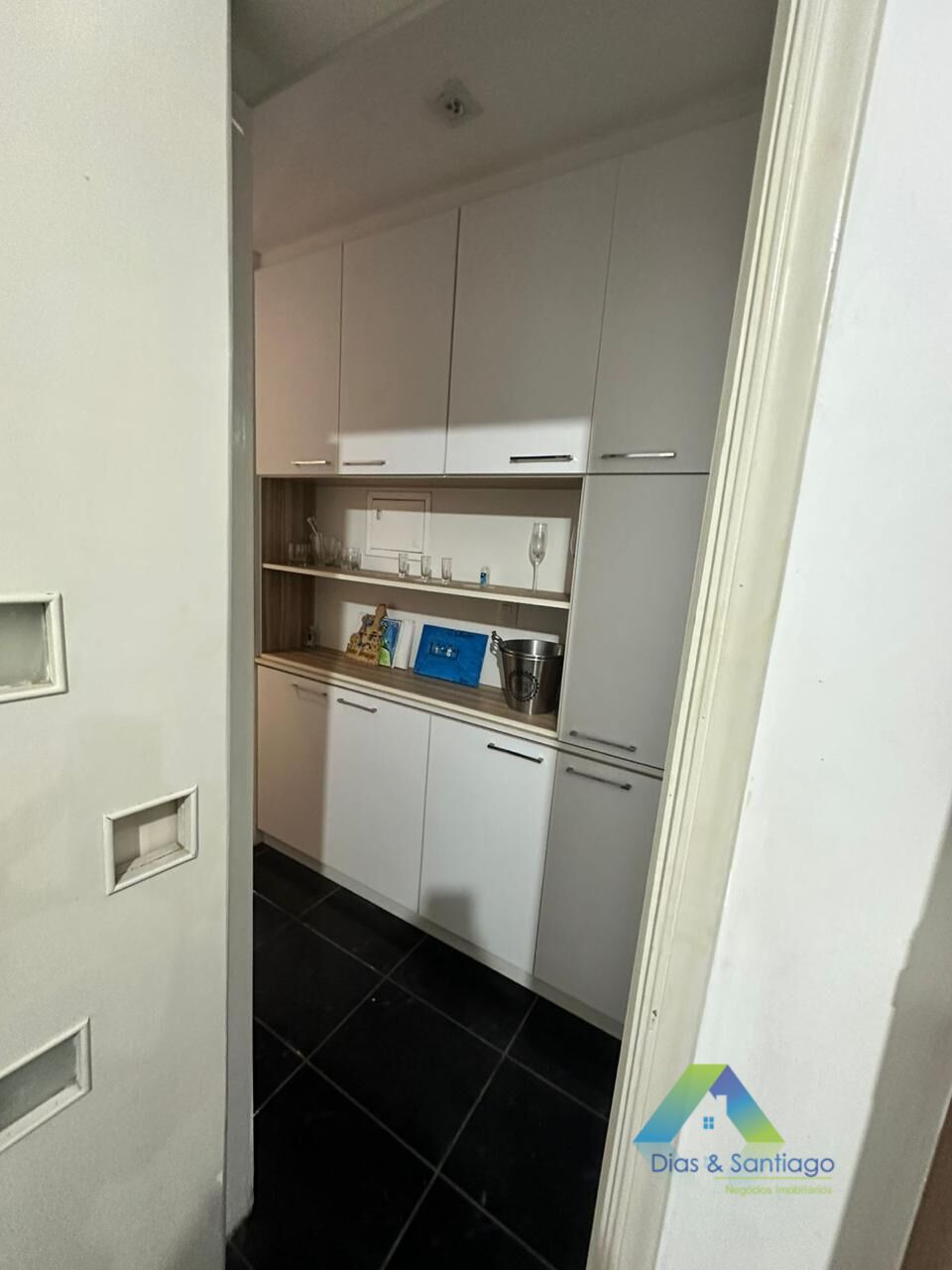 Apartamento à venda com 2 quartos, 43m² - Foto 3