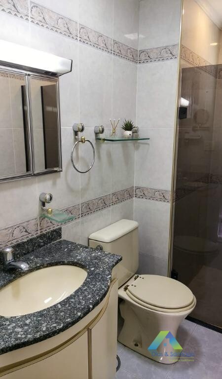 Apartamento à venda com 2 quartos, 70m² - Foto 18