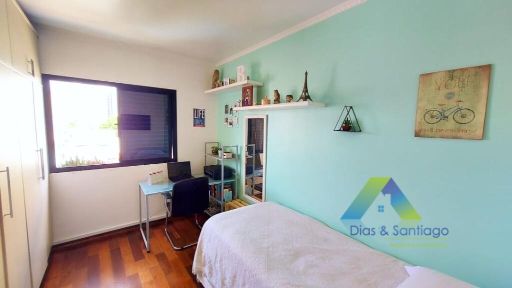 Apartamento à venda com 2 quartos, 70m² - Foto 12