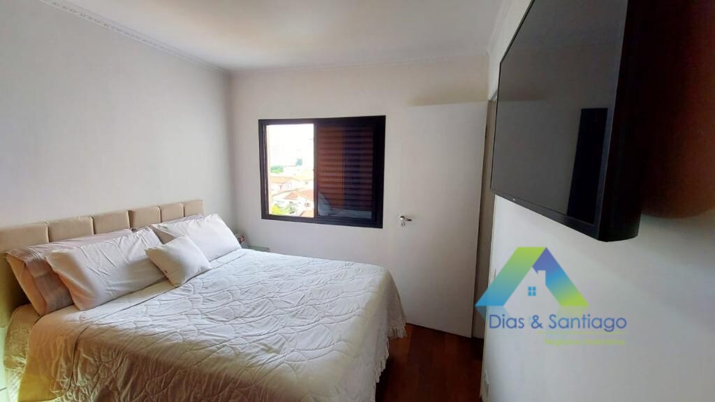 Apartamento à venda com 2 quartos, 70m² - Foto 11