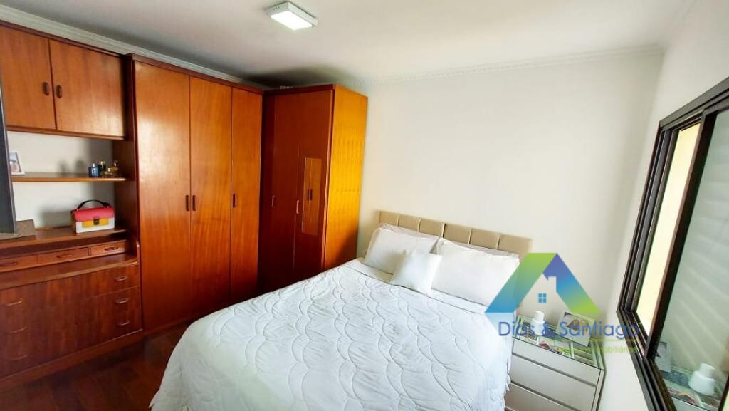 Apartamento à venda com 2 quartos, 70m² - Foto 17