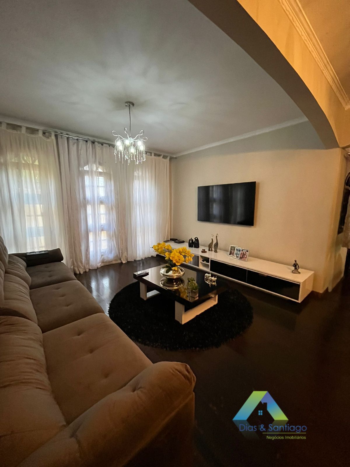 Apartamento à venda com 3 quartos, 243m² - Foto 9