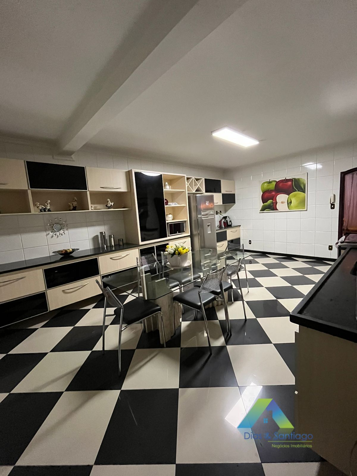 Apartamento à venda com 3 quartos, 243m² - Foto 5