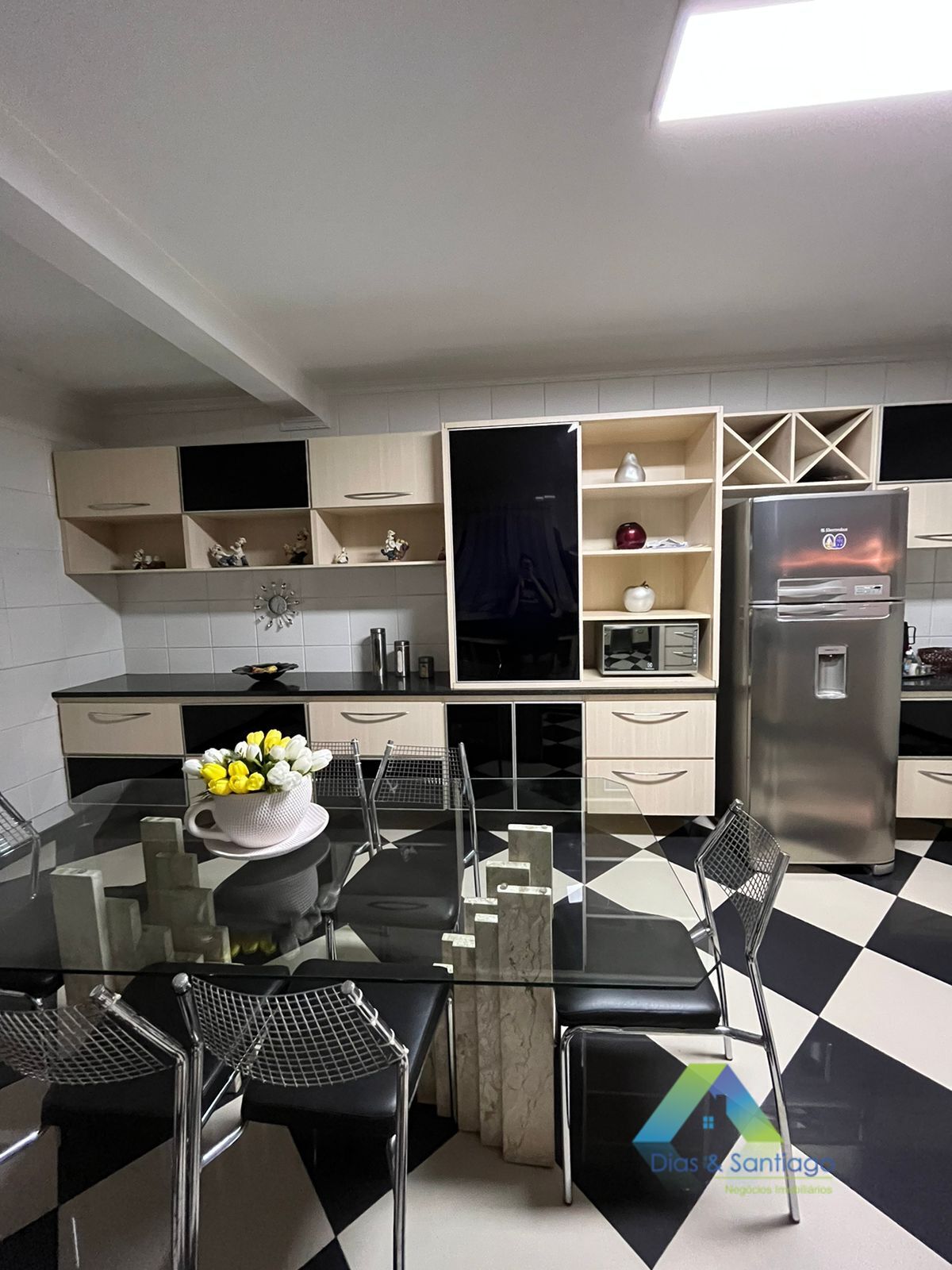 Apartamento à venda com 3 quartos, 243m² - Foto 7