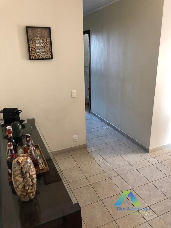 Apartamento à venda com 3 quartos, 61m² - Foto 3