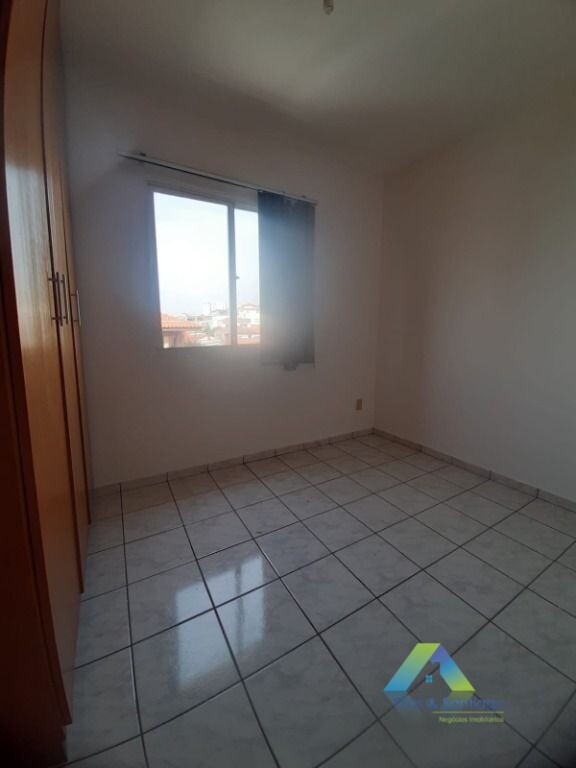 Apartamento à venda com 2 quartos, 62m² - Foto 8