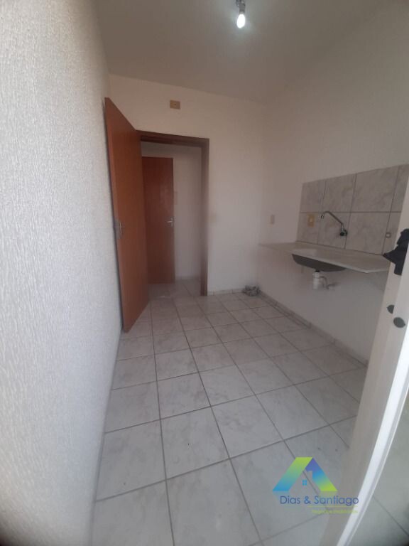 Apartamento à venda com 2 quartos, 62m² - Foto 12