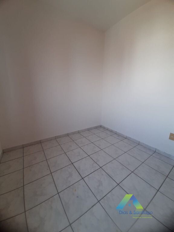 Apartamento à venda com 2 quartos, 62m² - Foto 11