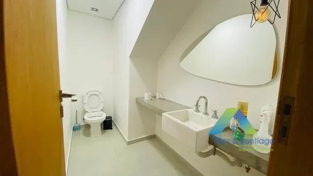 Sobrado à venda com 3 quartos, 200m² - Foto 9