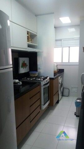 Apartamento à venda com 2 quartos, 67m² - Foto 2