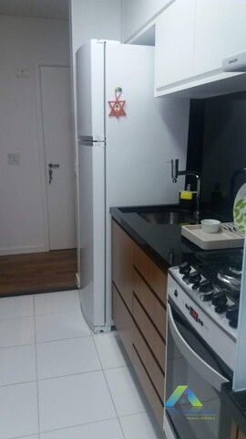 Apartamento à venda com 2 quartos, 67m² - Foto 3