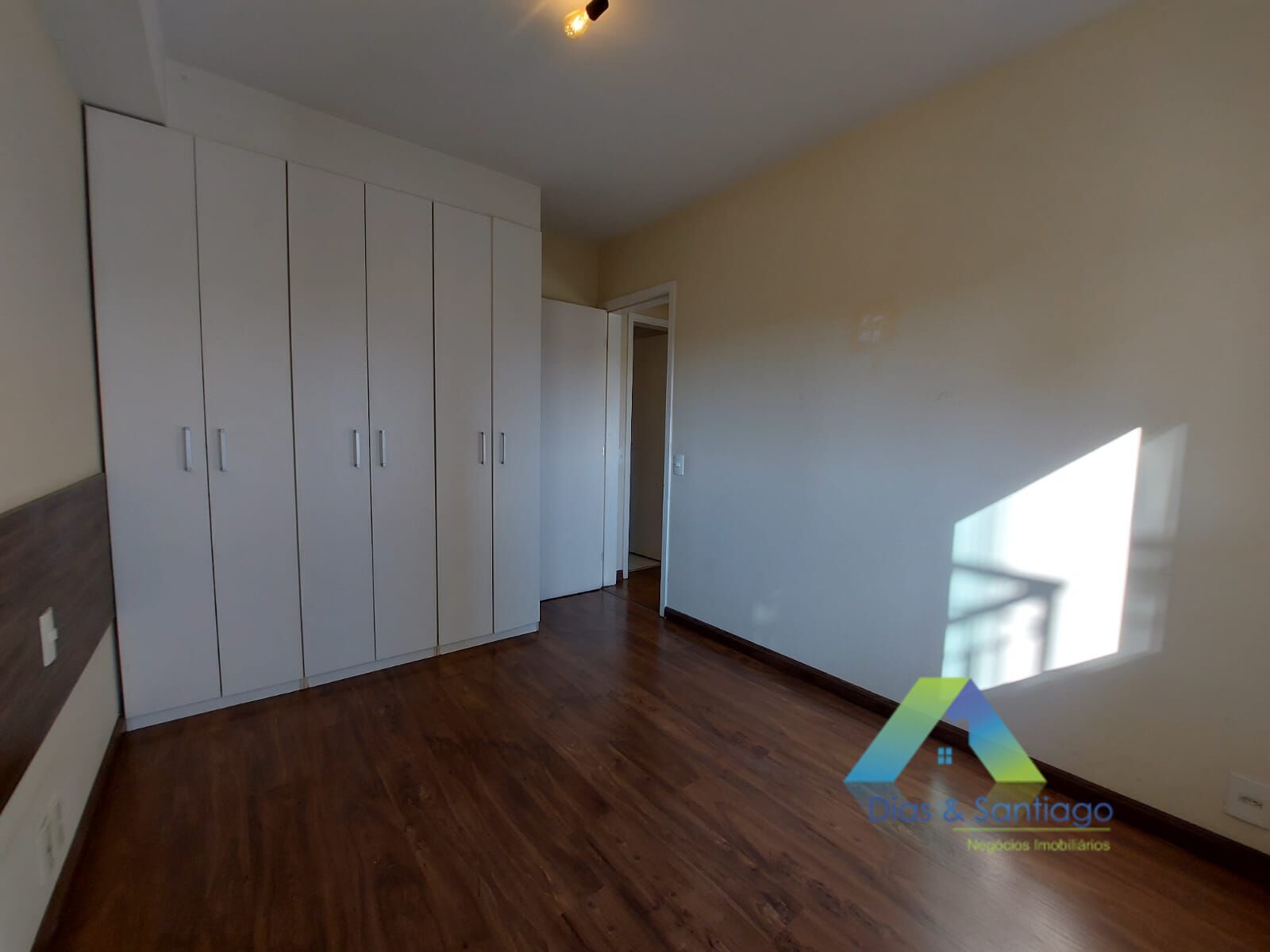 Apartamento para alugar com 2 quartos, 57m² - Foto 15