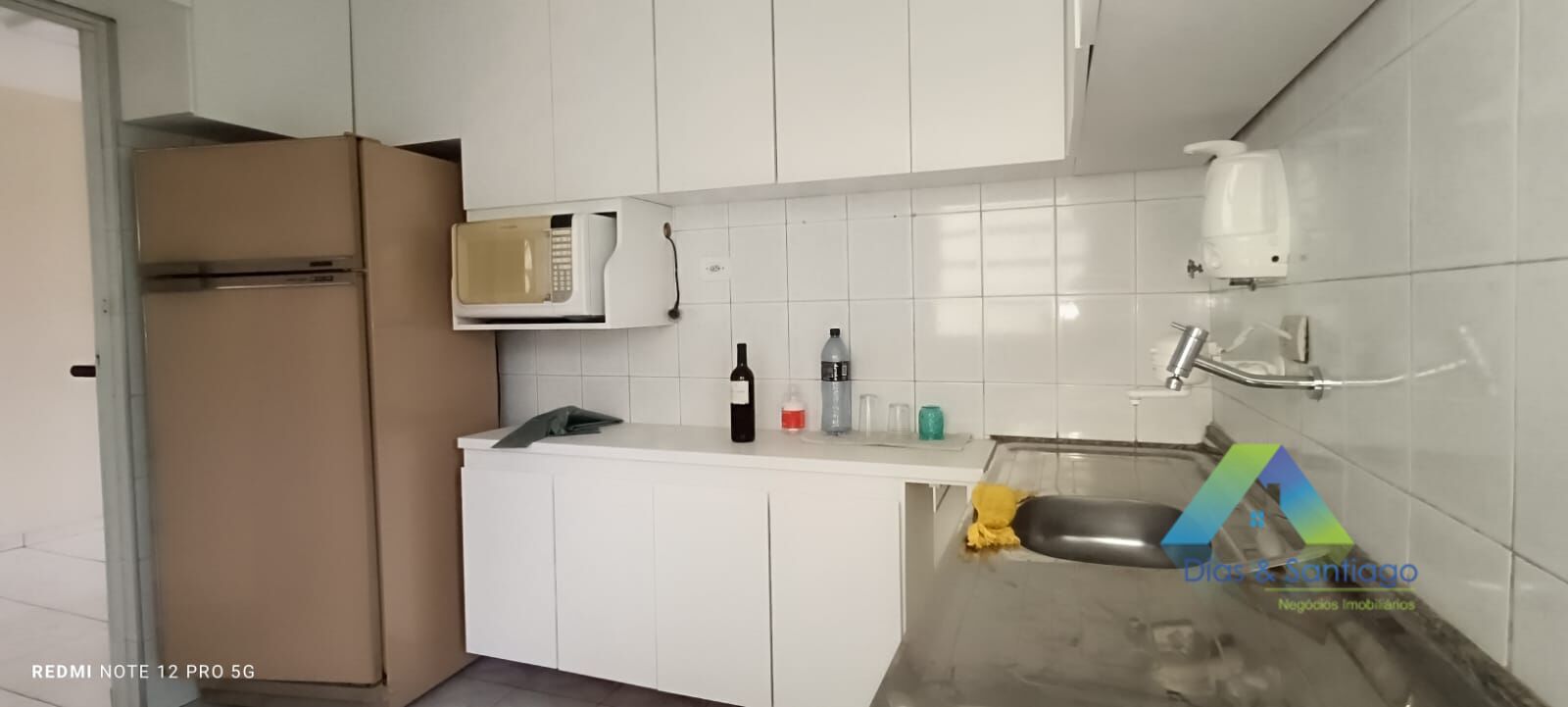 Apartamento à venda com 2 quartos, 83m² - Foto 2