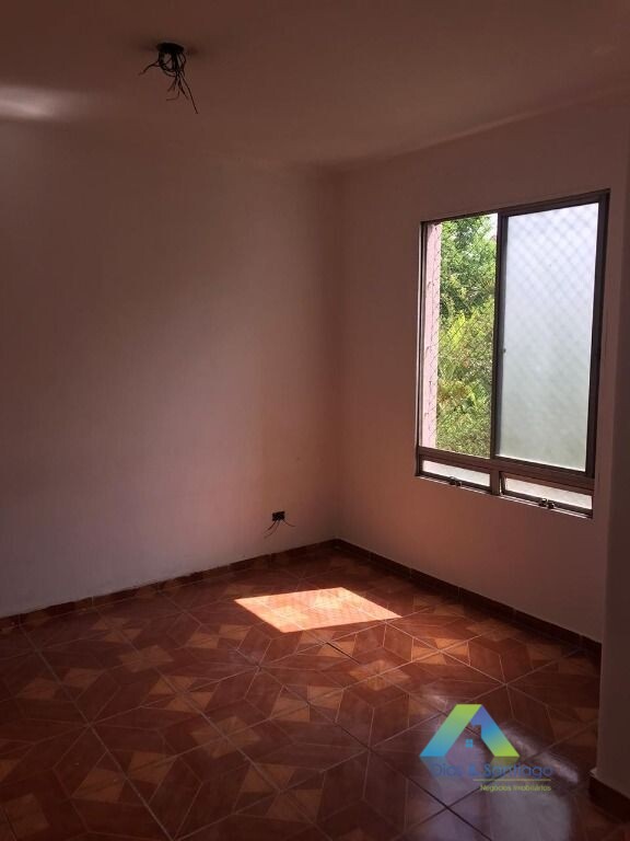 Apartamento à venda com 2 quartos, 56m² - Foto 3