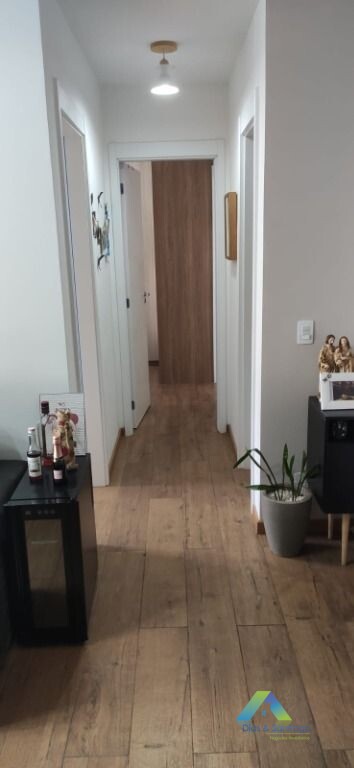 Apartamento à venda com 2 quartos, 64m² - Foto 14