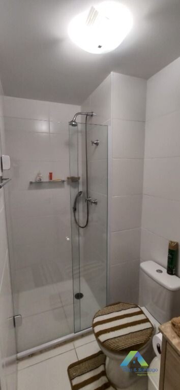 Apartamento à venda com 2 quartos, 64m² - Foto 19