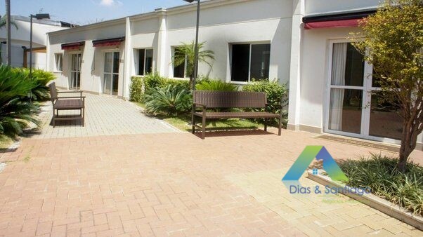 Apartamento à venda com 2 quartos, 64m² - Foto 22