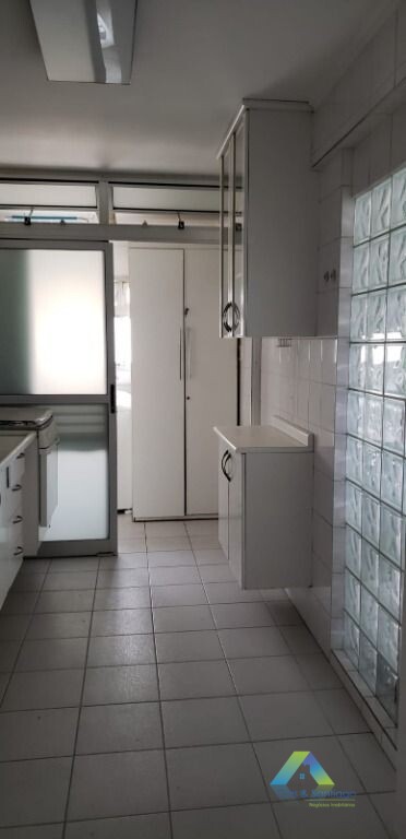 Apartamento à venda com 1 quarto, 72m² - Foto 12