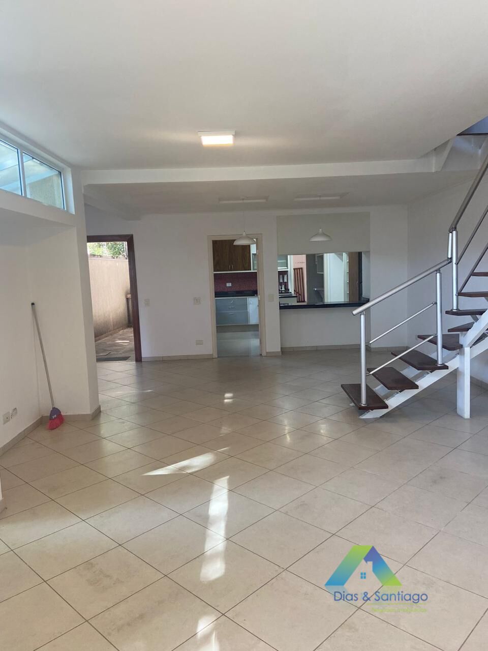 Sobrado para alugar com 4 quartos, 250m² - Foto 3