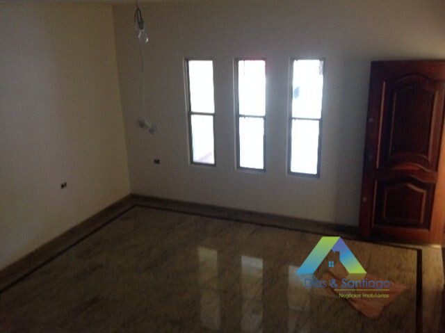 Sobrado à venda com 3 quartos, 195m² - Foto 3