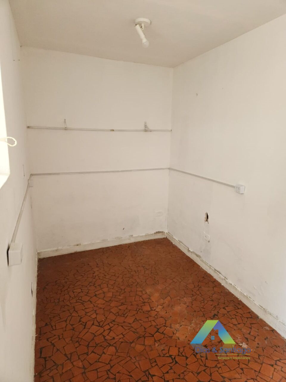 Sobrado para alugar com 2 quartos, 120m² - Foto 2