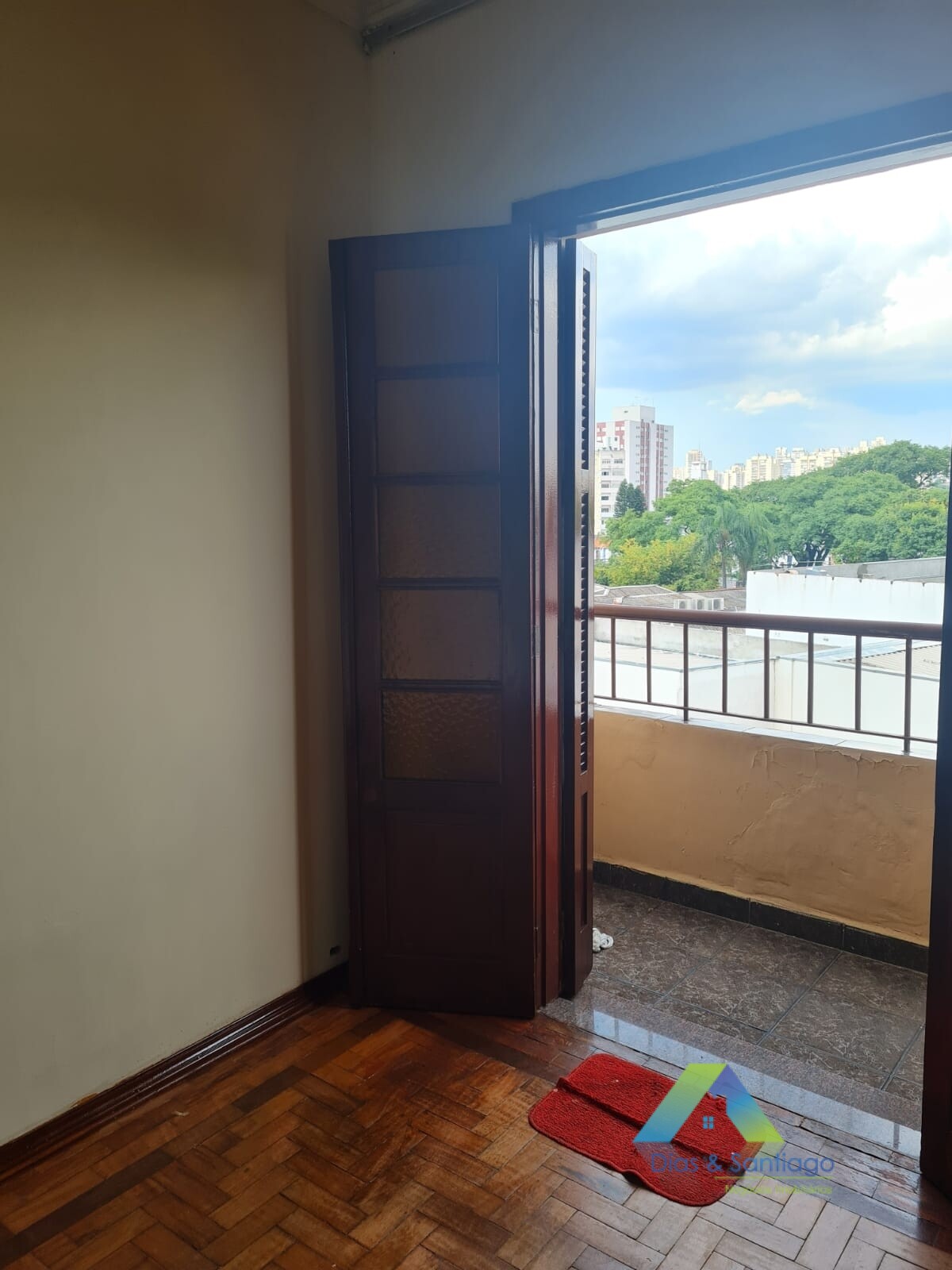 Apartamento à venda com 1 quarto, 50m² - Foto 2