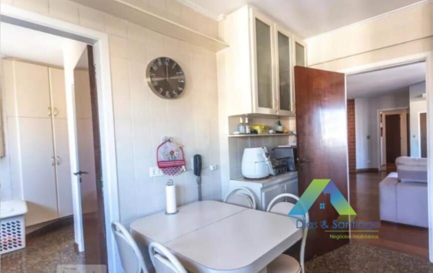 Apartamento à venda com 4 quartos, 165m² - Foto 3