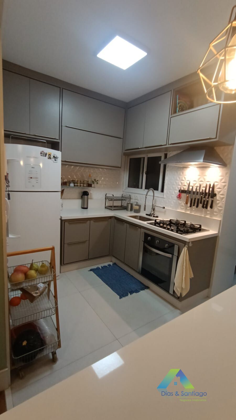 Apartamento à venda com 3 quartos, 86m² - Foto 1