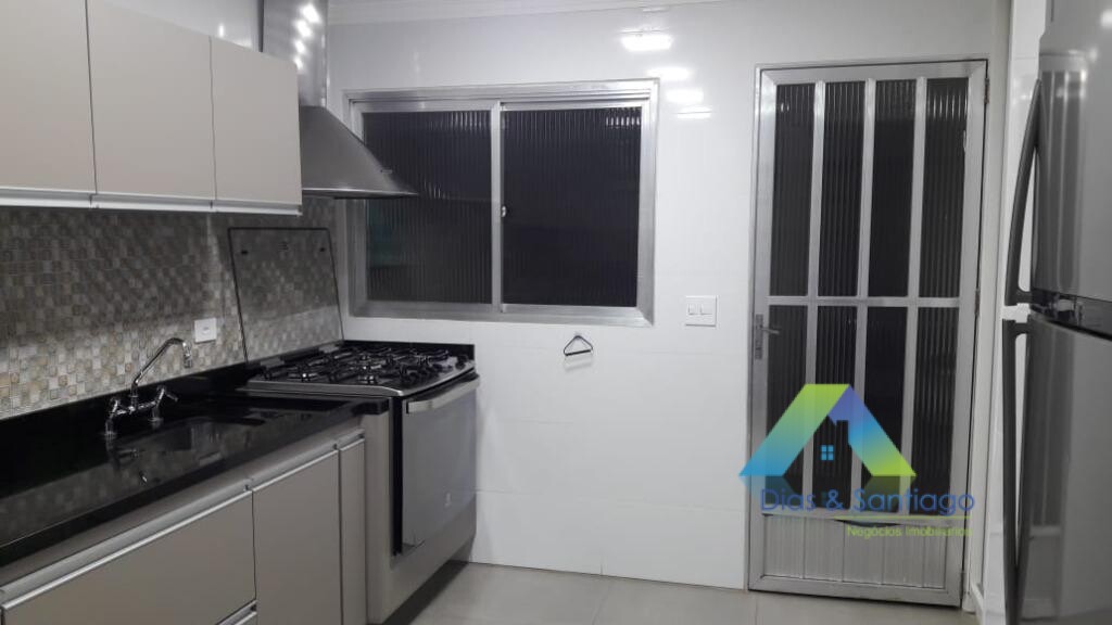 Sobrado à venda com 3 quartos, 204m² - Foto 22