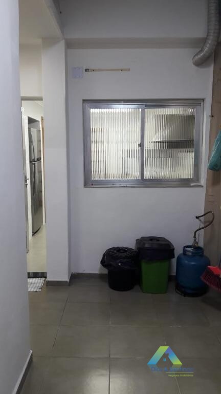 Sobrado à venda com 3 quartos, 204m² - Foto 4