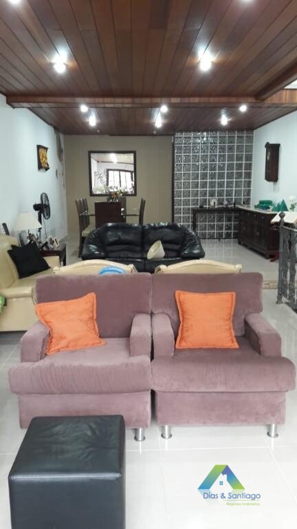 Sobrado à venda com 3 quartos, 204m² - Foto 13