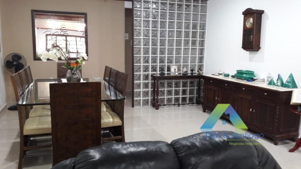 Sobrado à venda com 3 quartos, 204m² - Foto 17