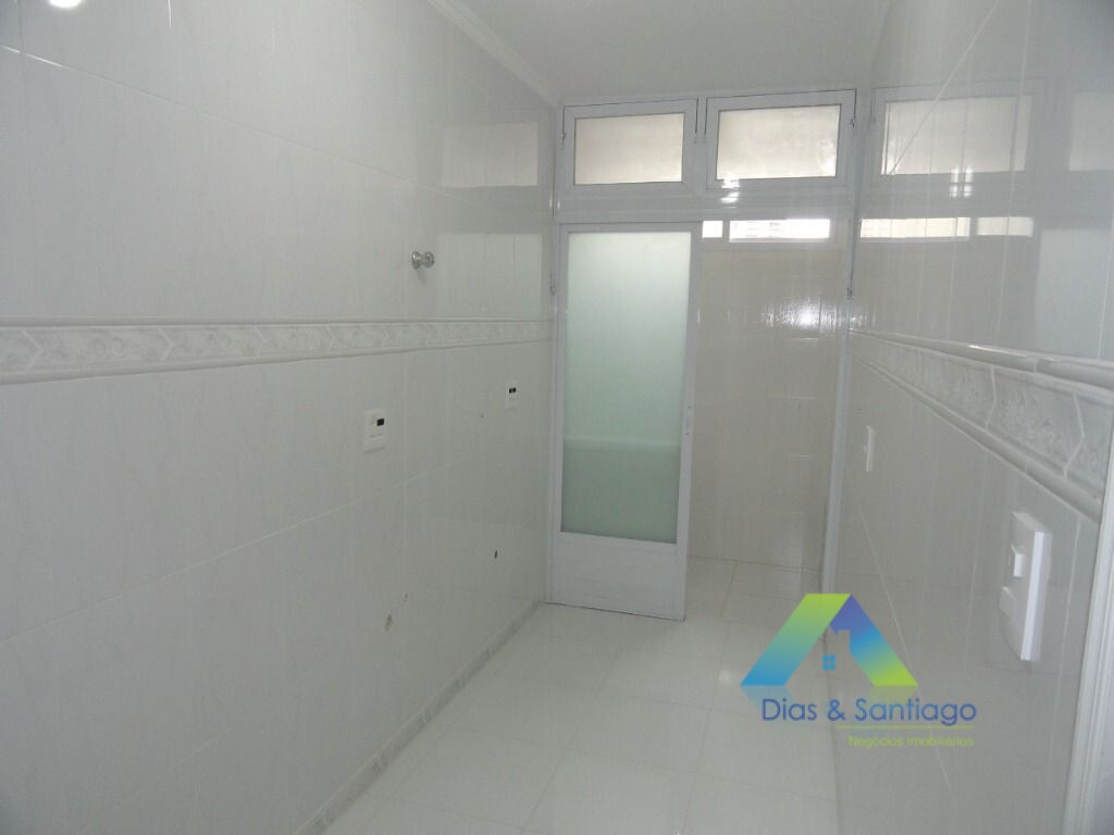 Apartamento para alugar com 2 quartos, 70m² - Foto 16